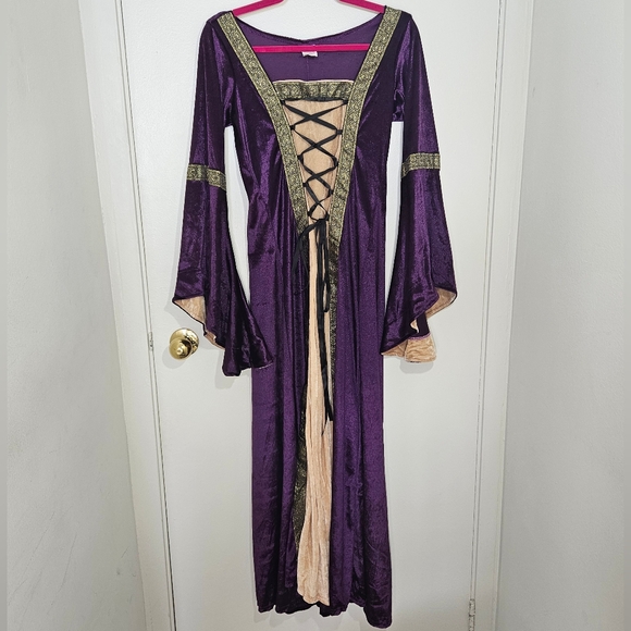 Womens purple/gold renaissance dress. Size S. New w/o tags. Halloween/dress up. - Picture 1 of 6